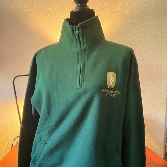 Champion Sweaters - 🐝 Green Sacramento State Longsleeve Fleece Quarter Zip w/ Pockets 🐝